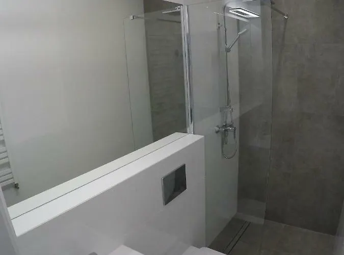 Starowiejska 9 アパート *